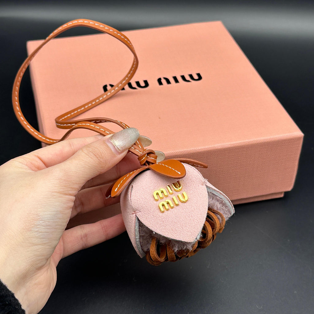 A1R46A24 Popular bag 's charms accessories