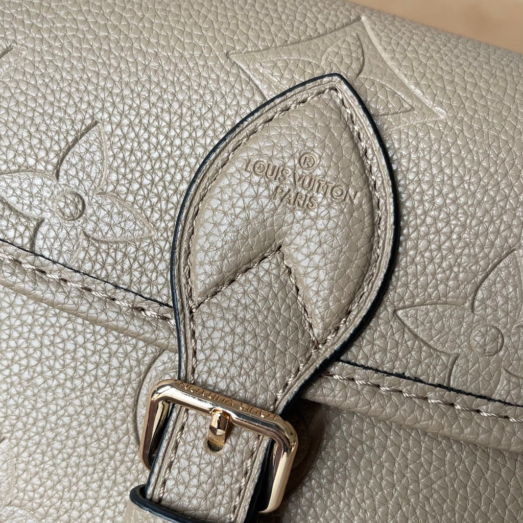 B1P36E38 Popular leather bag