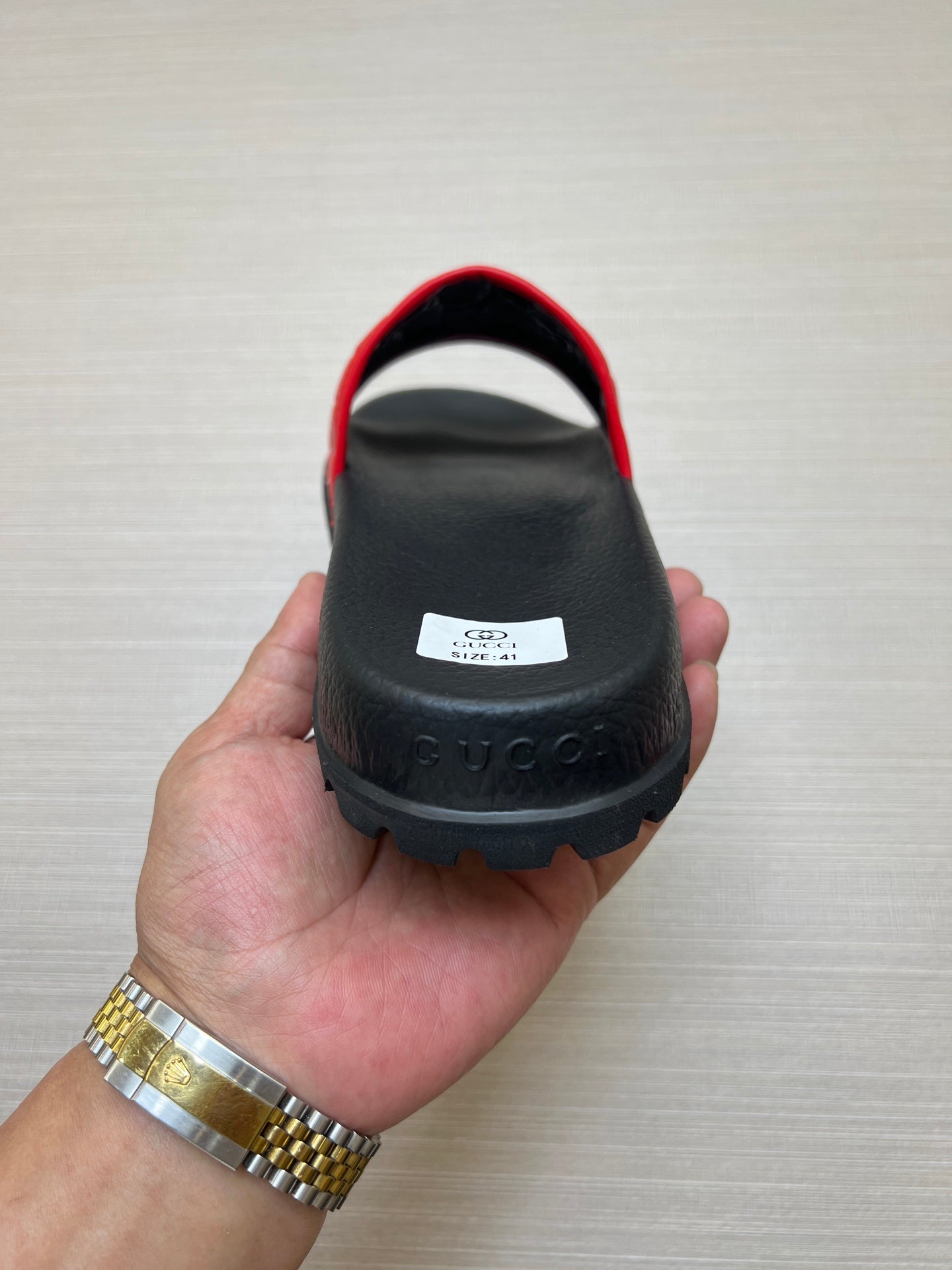 Z5X76B5  Popular slippers