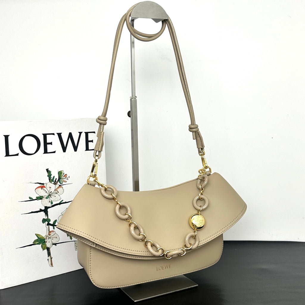 B1R66A10 Popular leather bag