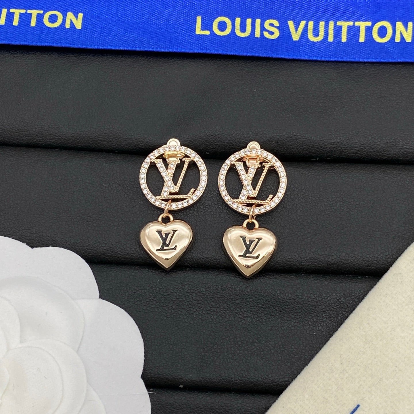 X1Z95E68E Popular Earrings