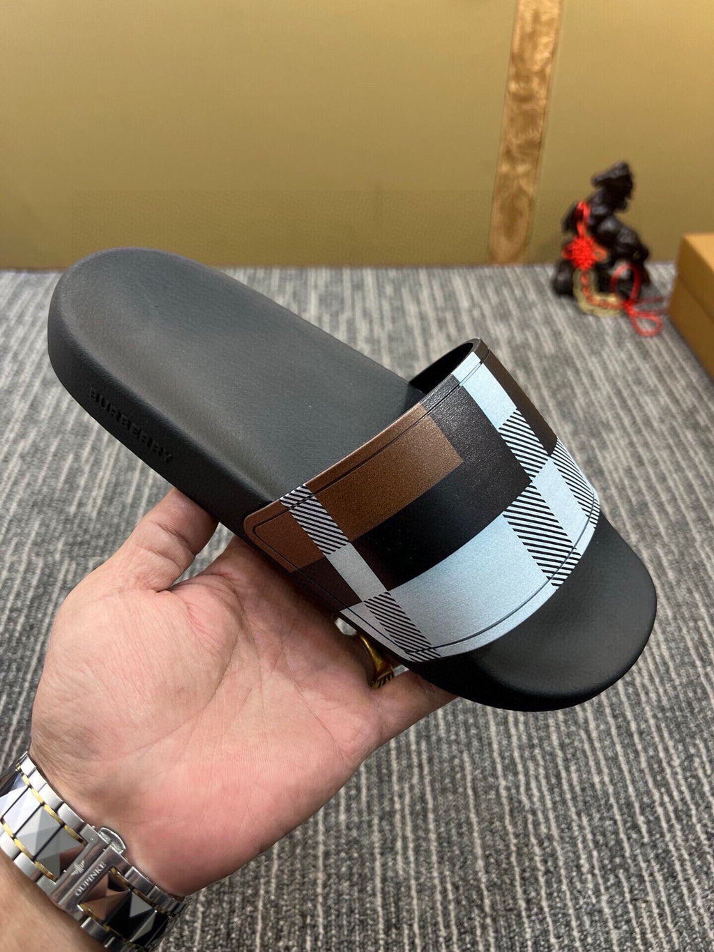 Z5Z35R258 Popular Slippers