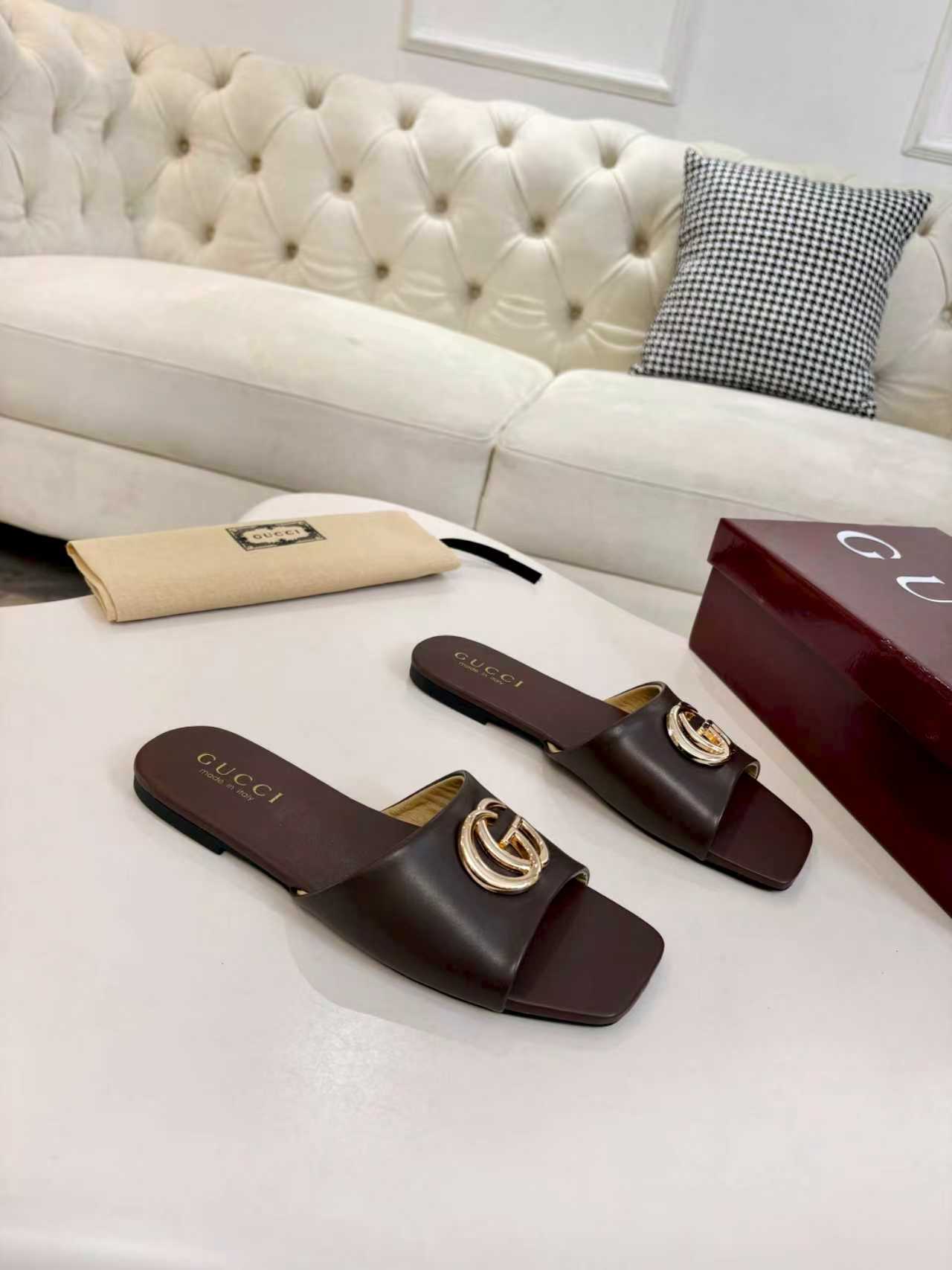 Z2P36B43 Popular high-quality leather Shoes