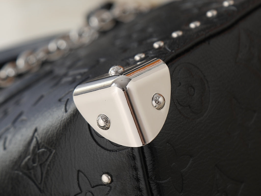 B1P46E87 Popular leather bag