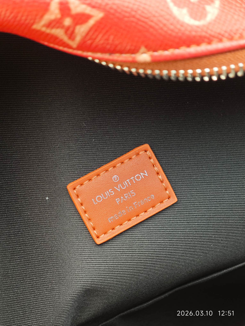 B1P36E18 Popular leather bag