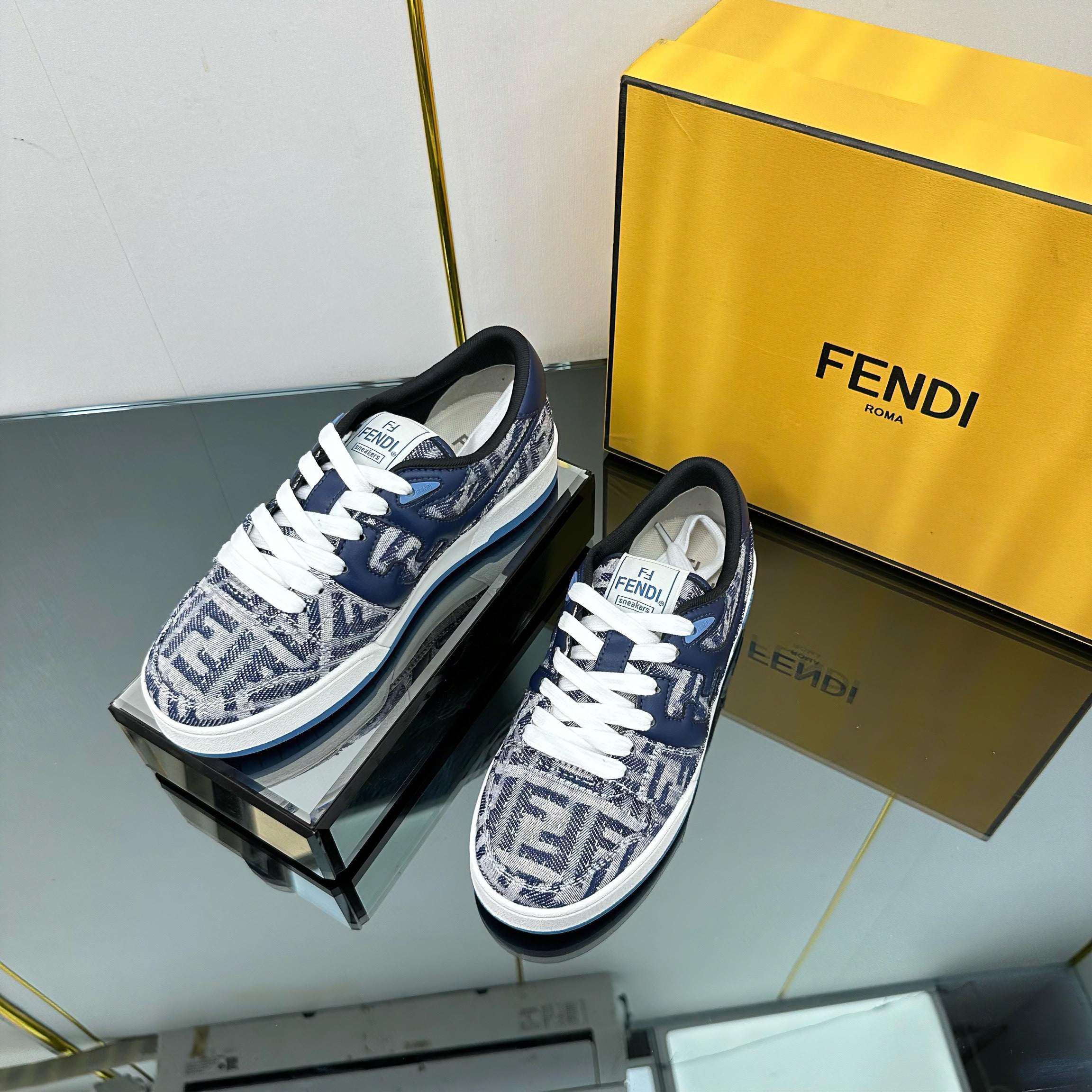 Z2Q105F420 Popular high-quality Shoes