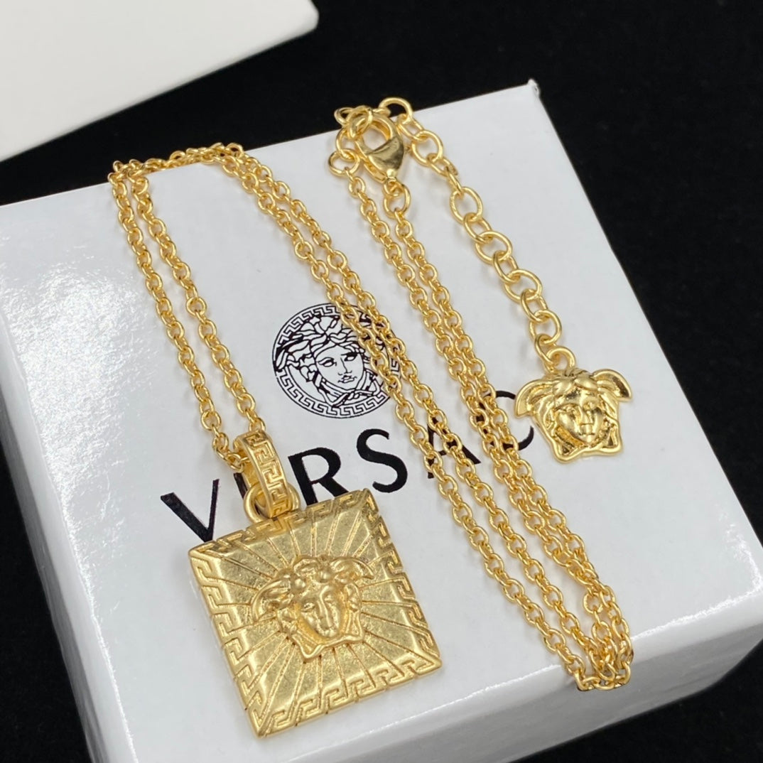 X1Q85V368X Popular Necklaces