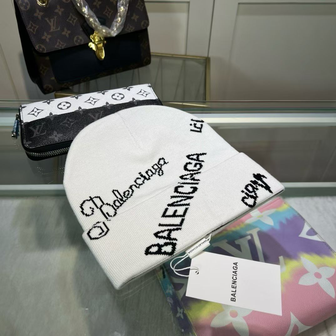 M1R86J75 Popular hats