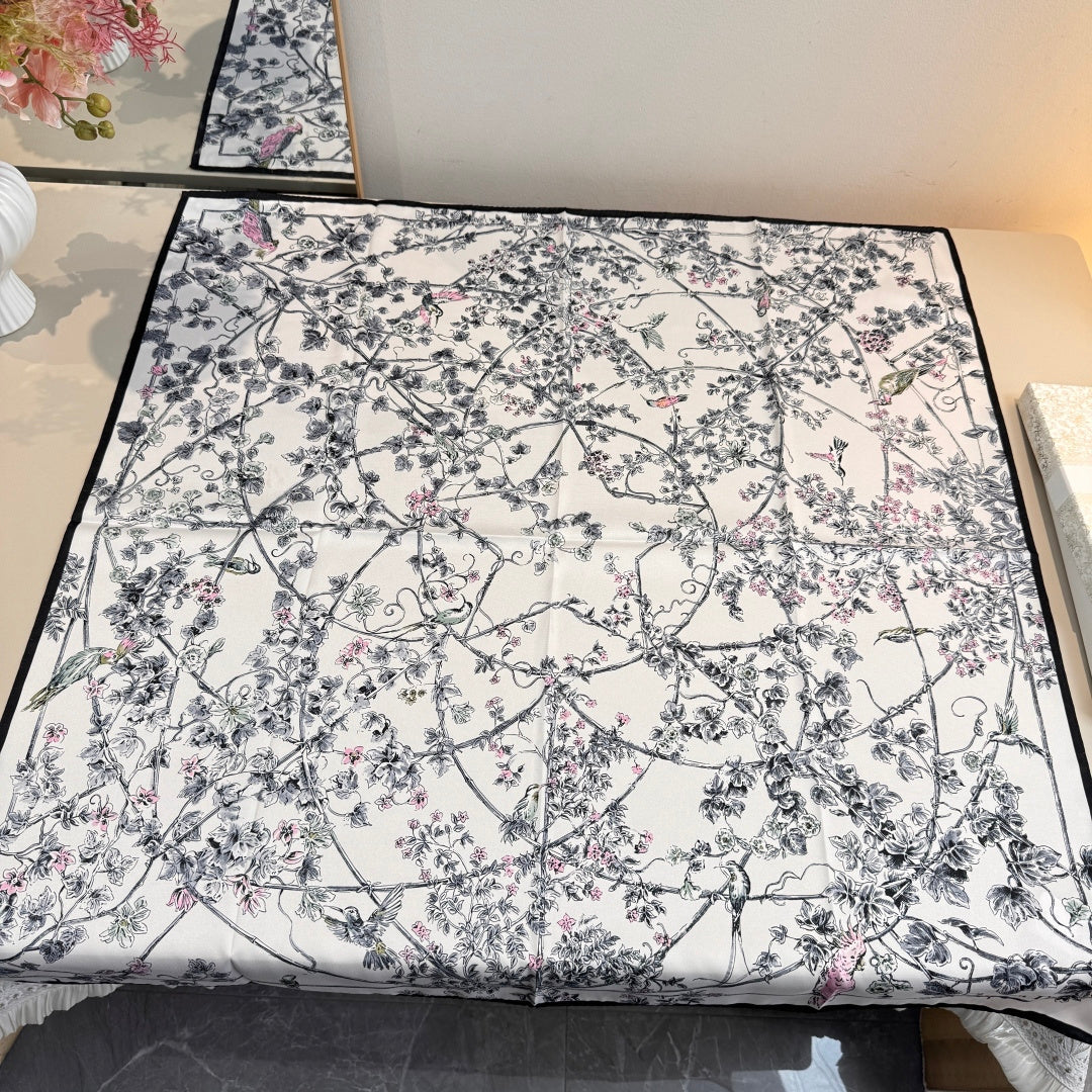 W1N46D38 Popular Silk Scarve