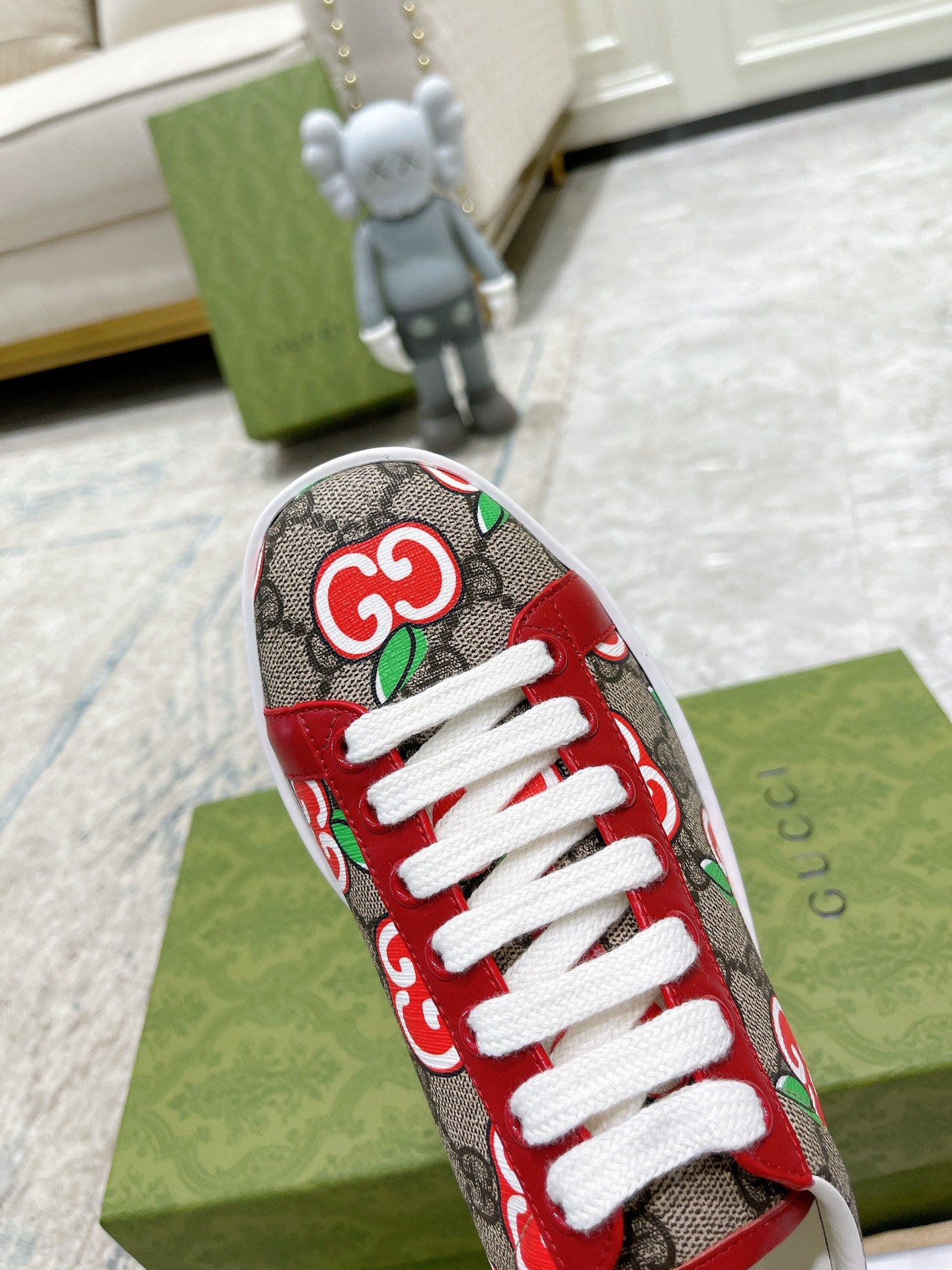 Z2Q105B196 Popular high-quality Shoes