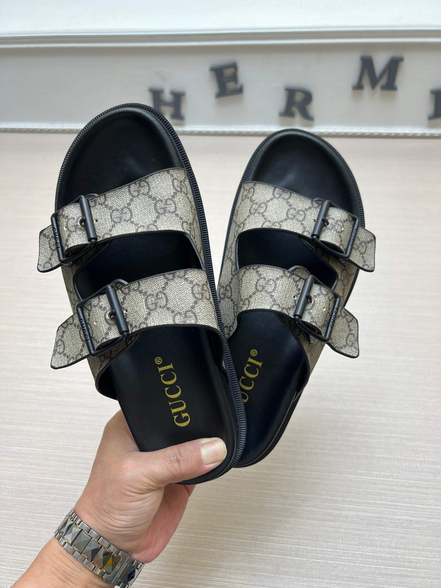 Z5ZB90 Popular slippers