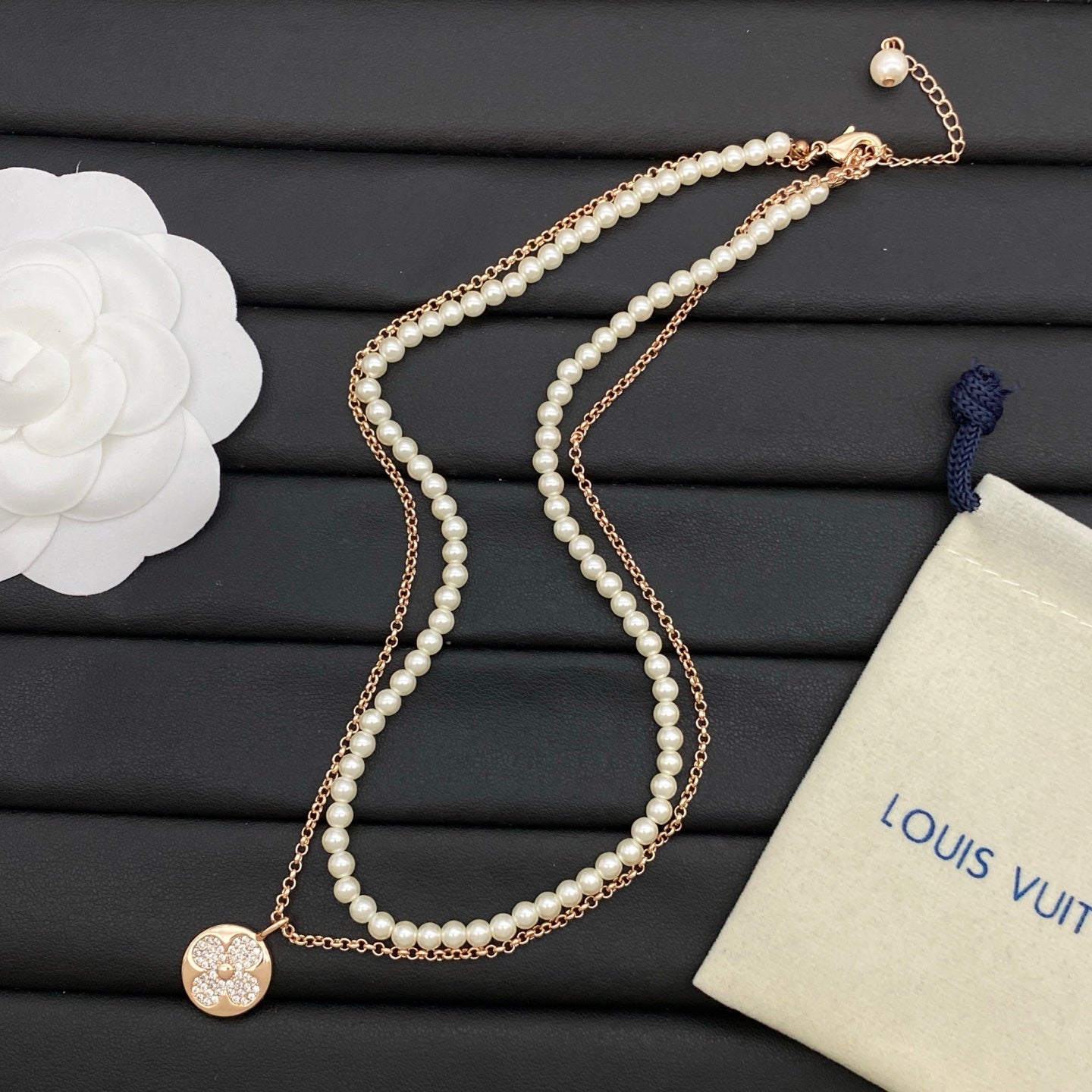 X1Q85E19X Popular Necklace