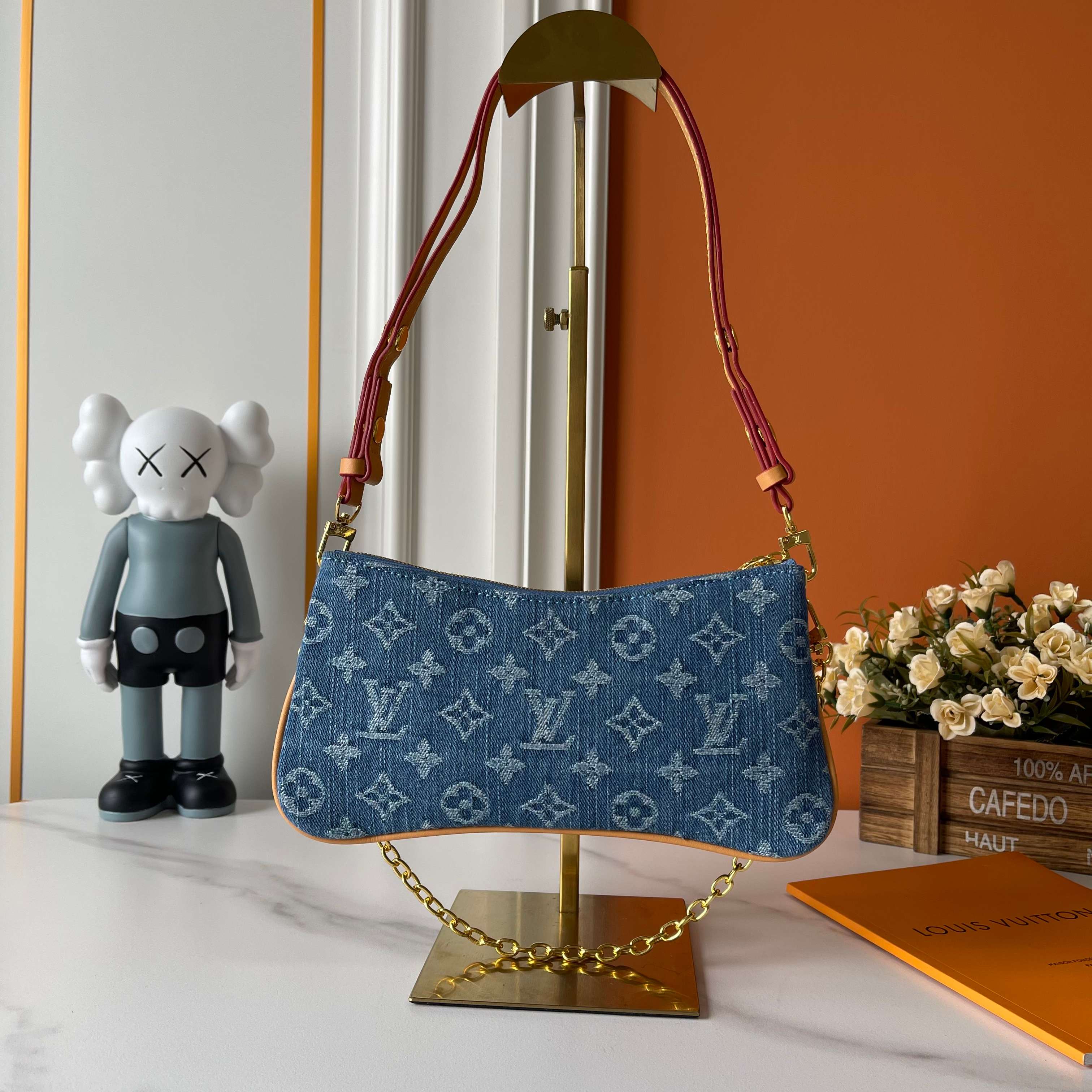 B1R15E30 Popular   bag