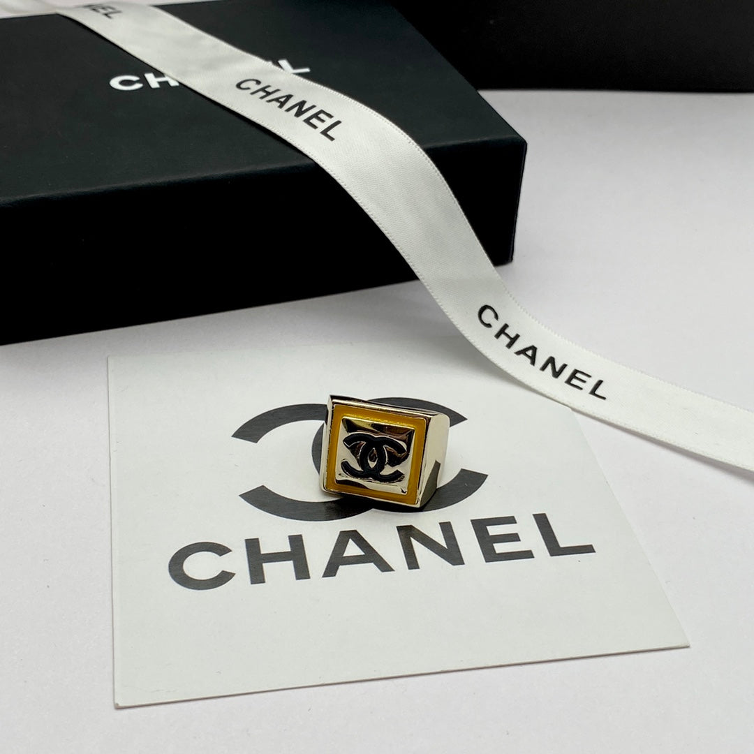 X1Z64C580J   Popular   Rings  and high quality Earrings