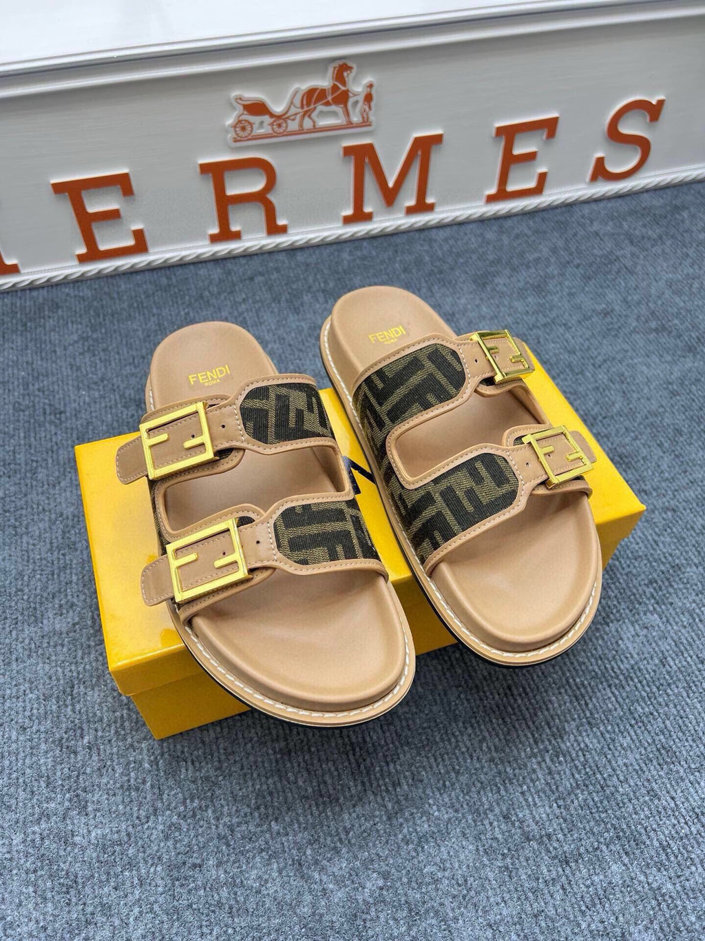Z5ZF38 Popular slippers