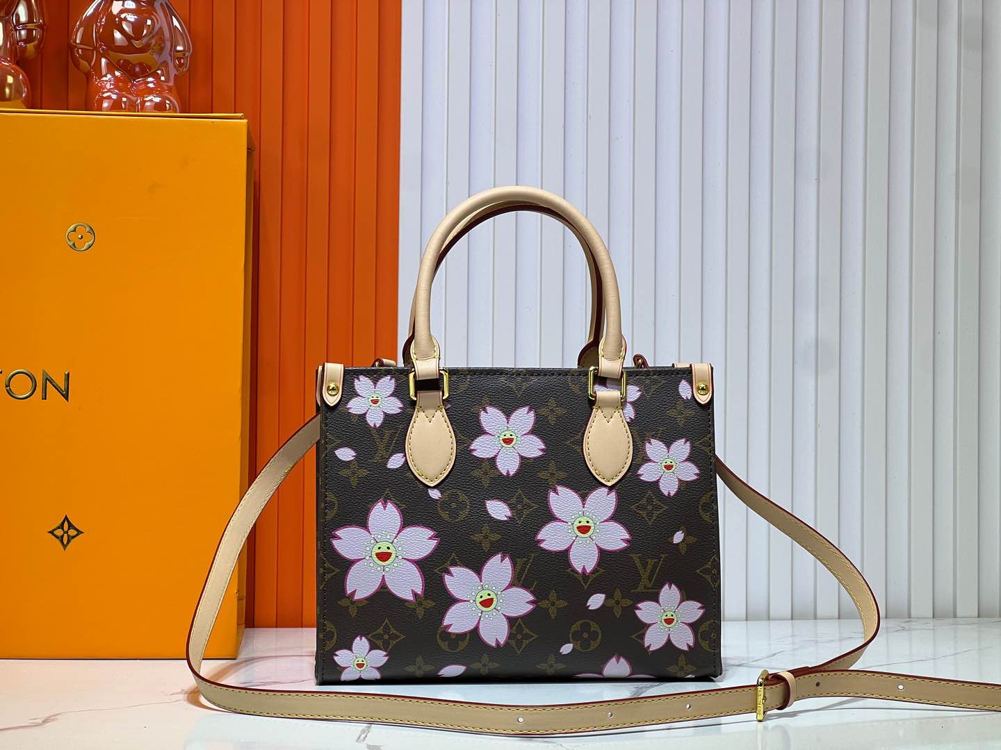 B1W15E42 Popular  leather bag