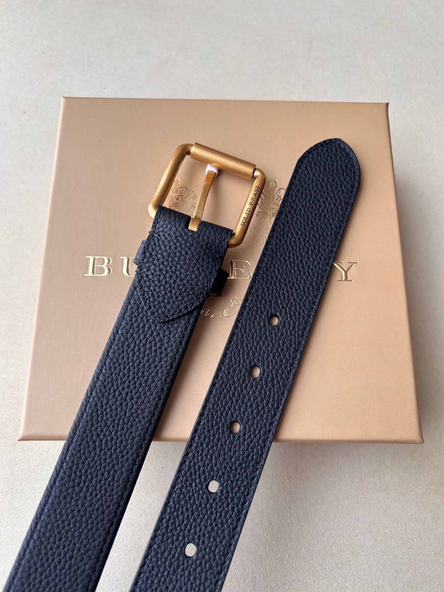P1Q115R8 Popular High quality belt With full package