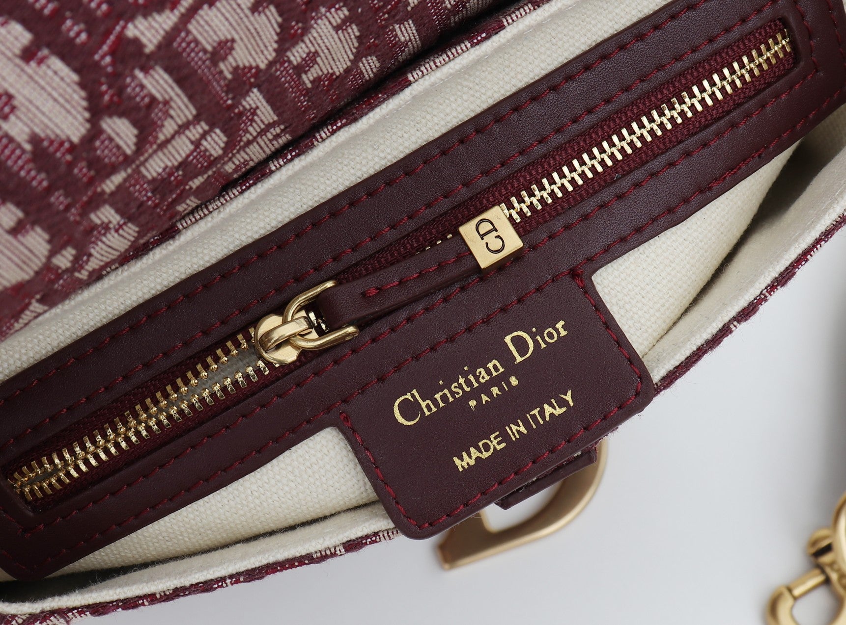 B5X111D12 Popular leather bag 