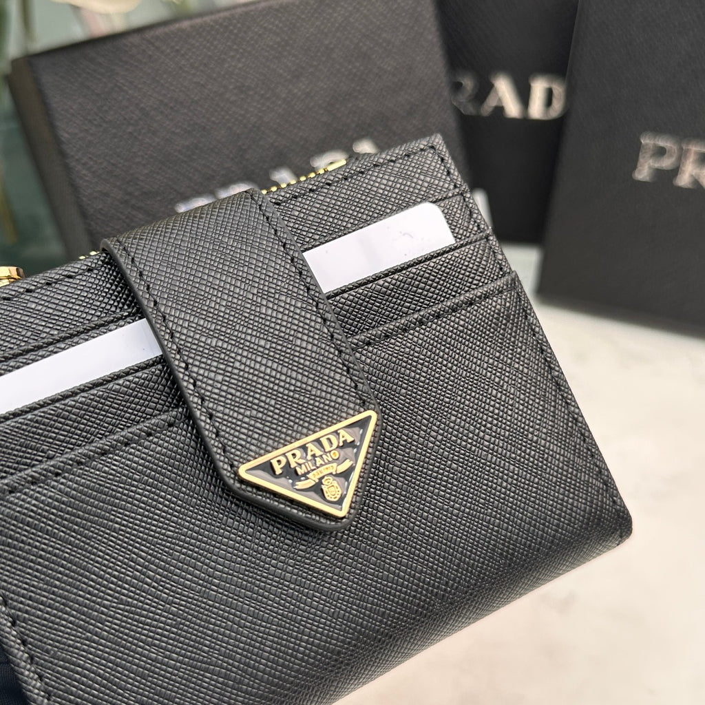 B1P36P1 Popular card holder