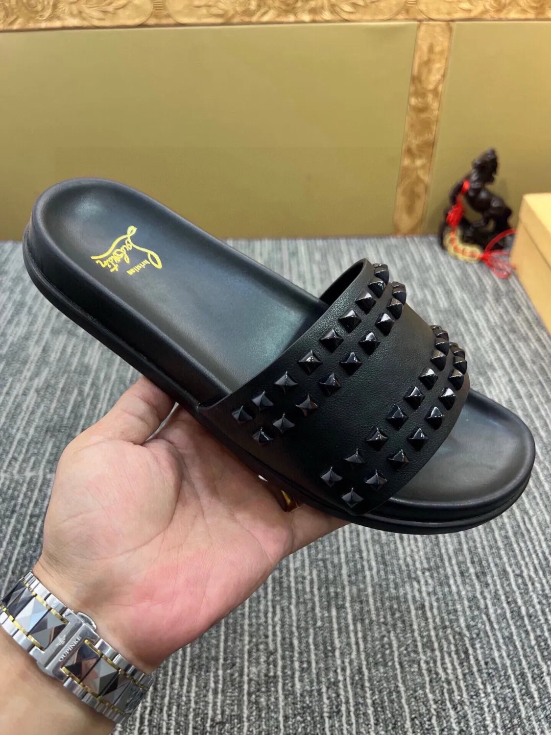 Z54A126 Popular slippers