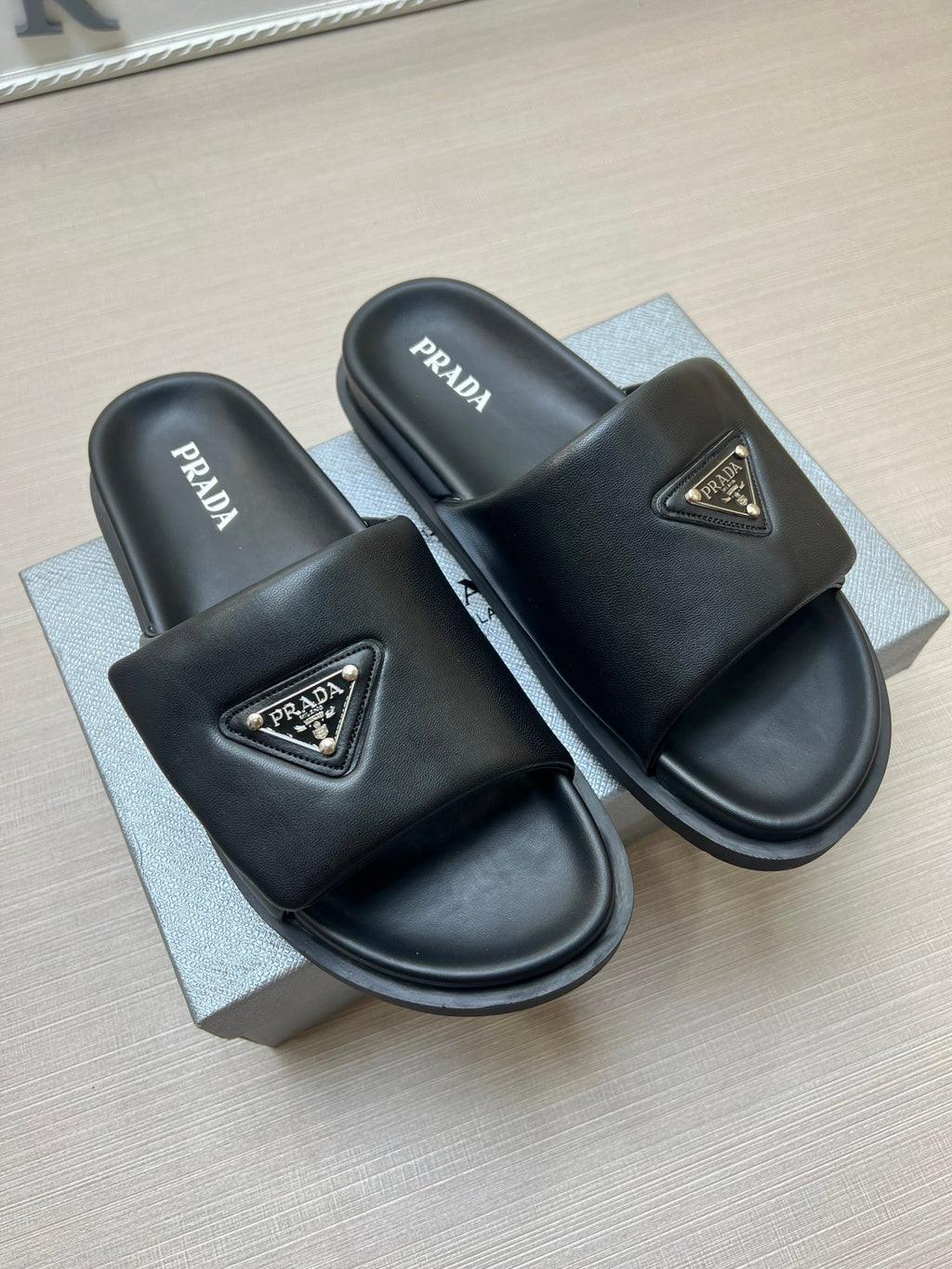 Z5ZPD4 Popular slippers
