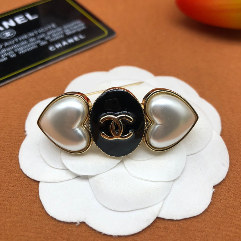 X14C858  Popular Brooch