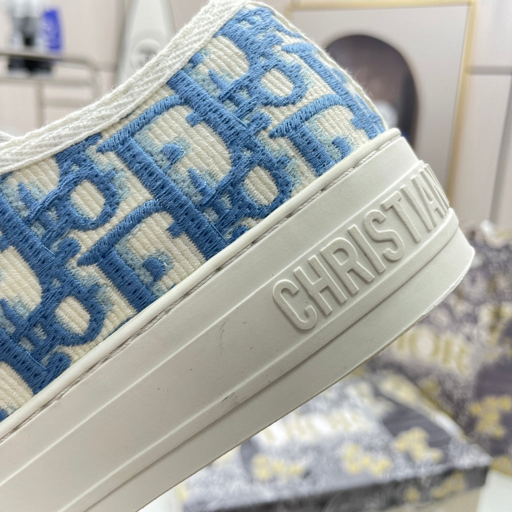 Z1XD65 Popular shoes