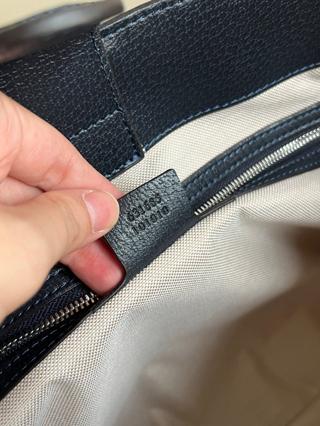 B1R15B34  Popular bag
