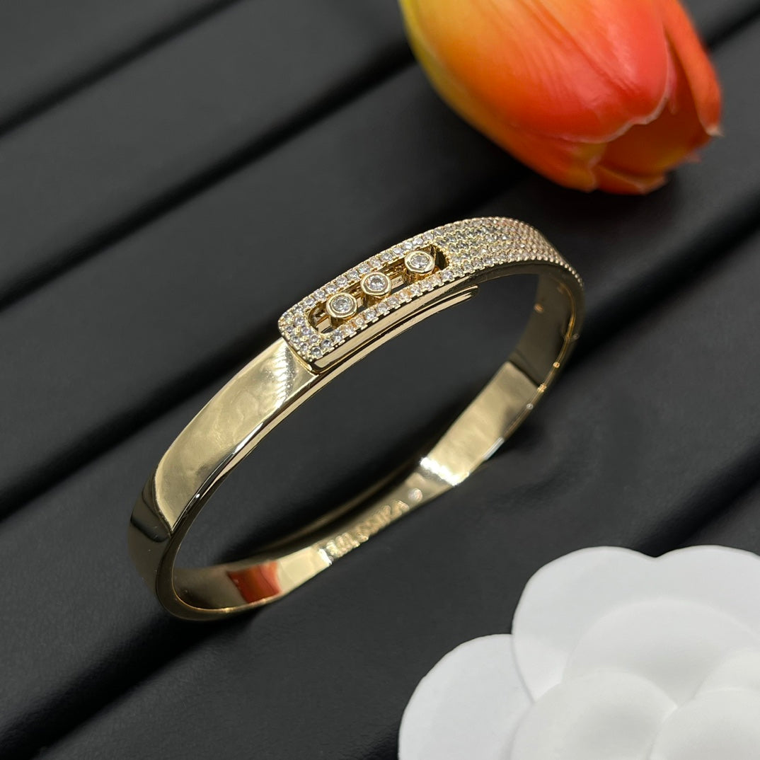 X1Z94A763K  Popular Bracelets