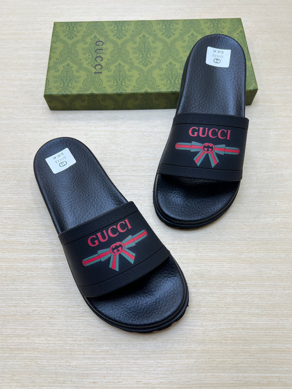 Z5R66B28 Popular Slippers