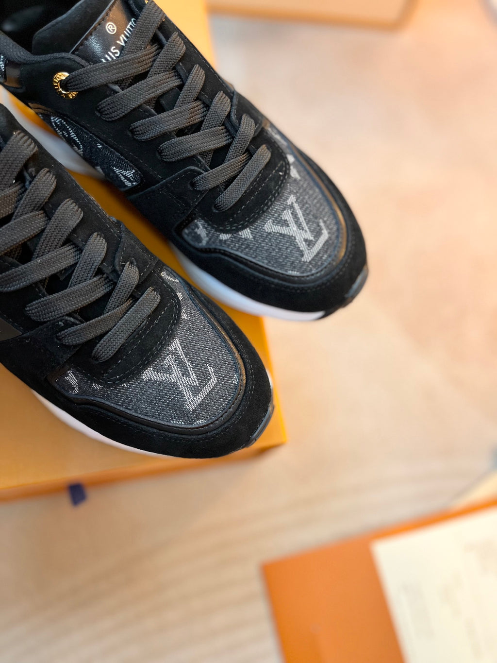 Z2P36E58 Popular high-quality leather Shoes