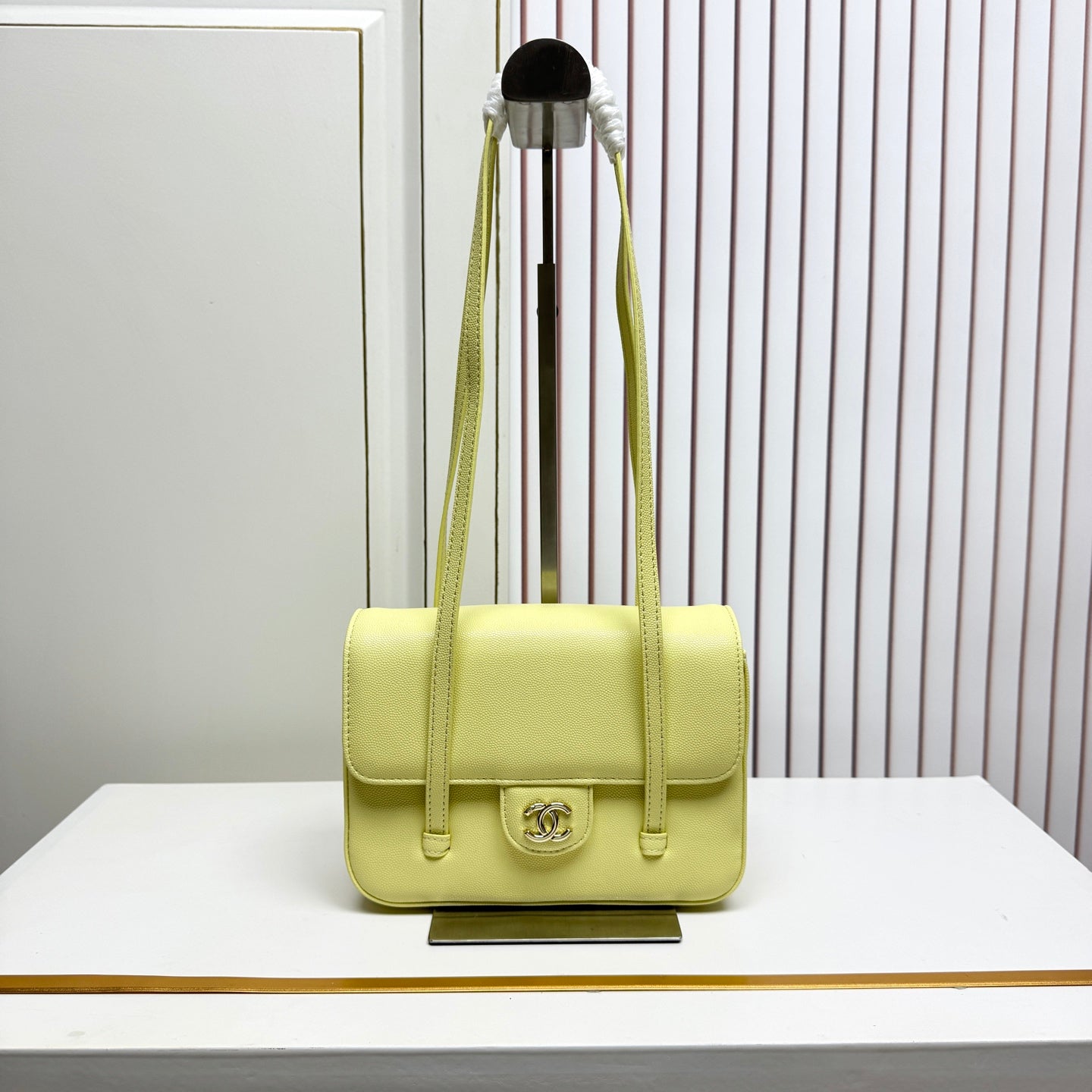 B1X46C2 Popular leather bag