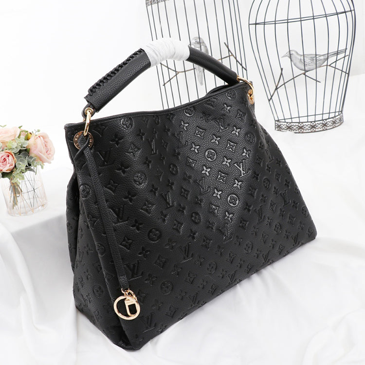 B1X31E23 Popular  leather bag 