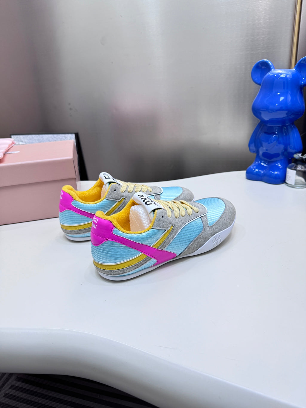 Z1Q105A352 Popular Shoes