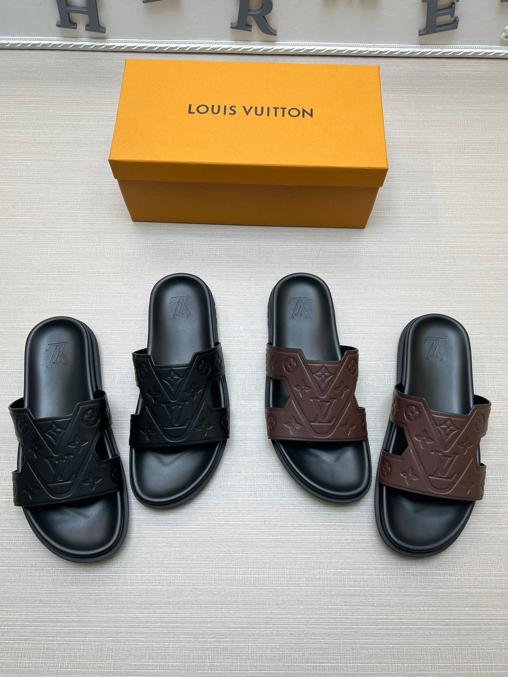 Z5ZE66 Popular slippers