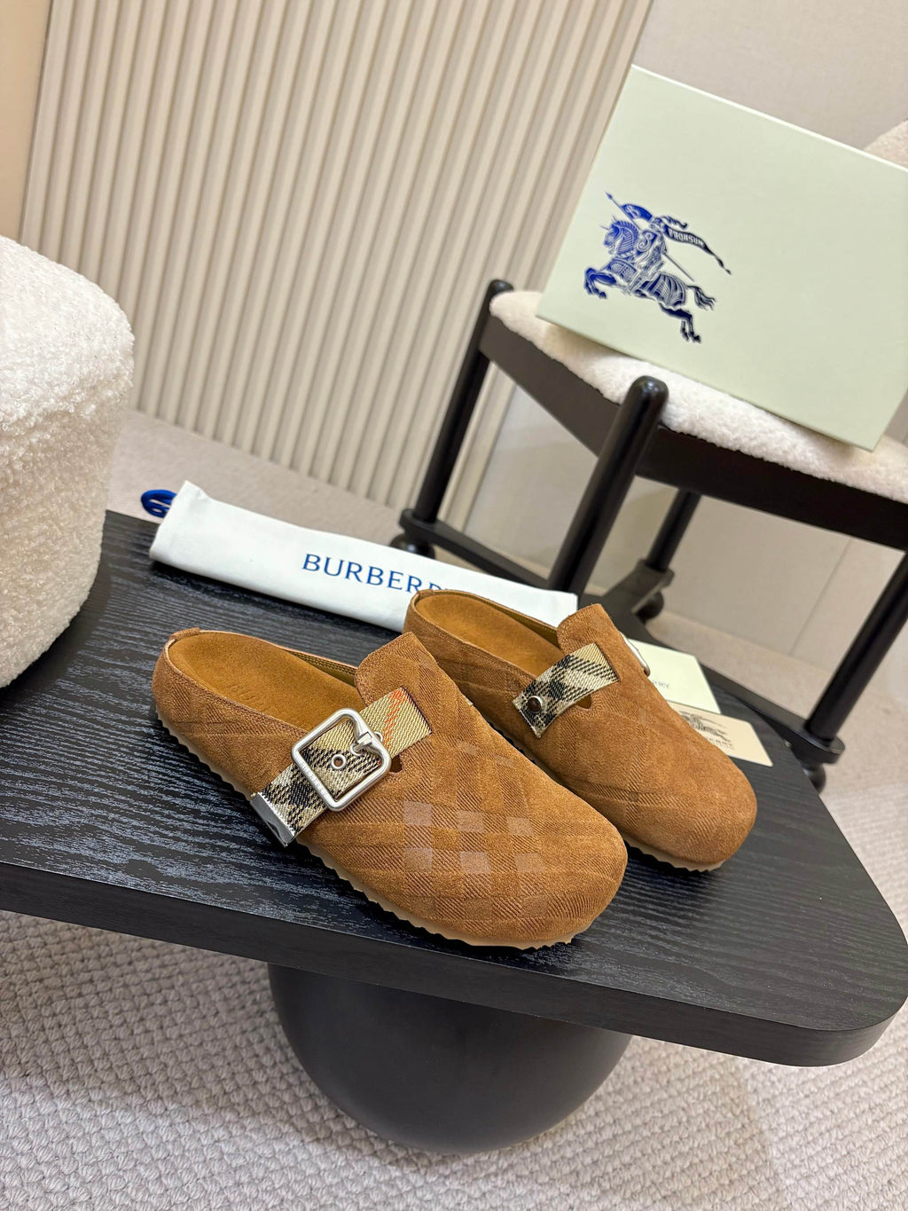 Z2Q105R243 Popular high-quality  Shoes