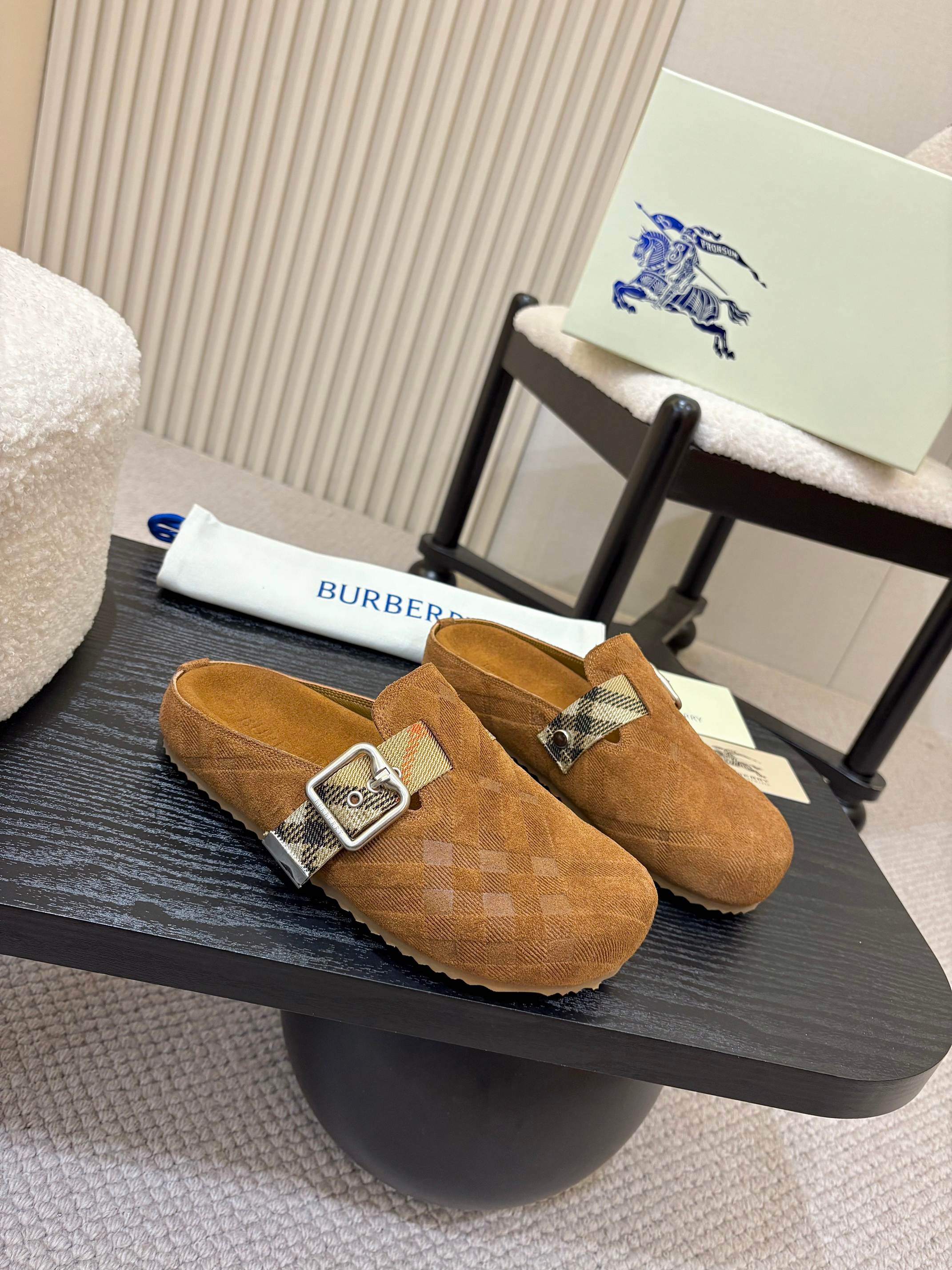 Z2Q105R243 Popular high-quality  Shoes