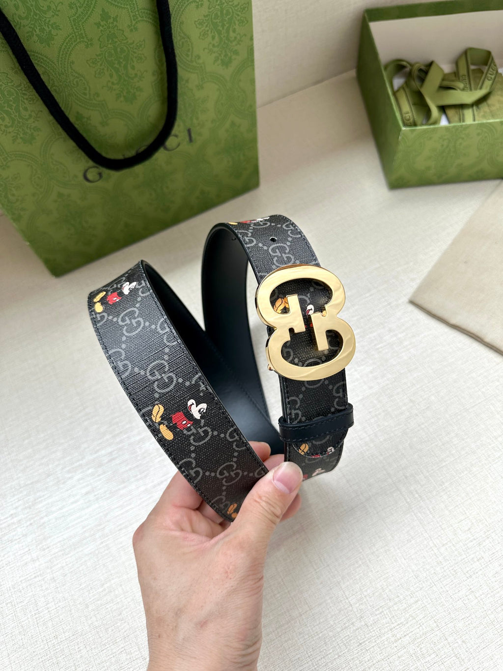 P1R55B229 Popular High quality belt With full package