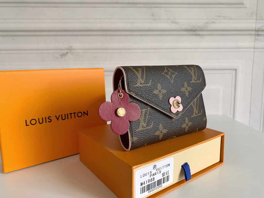 B1P46E54 Popular leather  Wallets