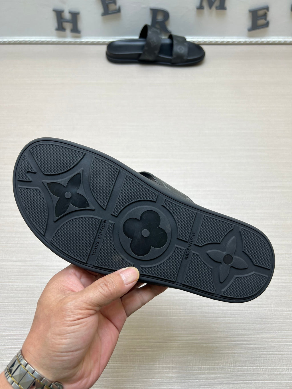 Z5ZE56 Popular slippers