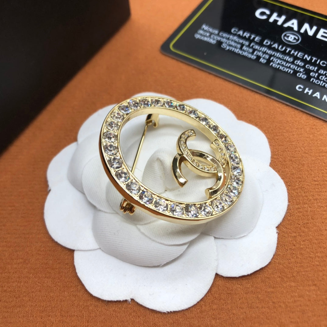 X14C853  Popular Brooch