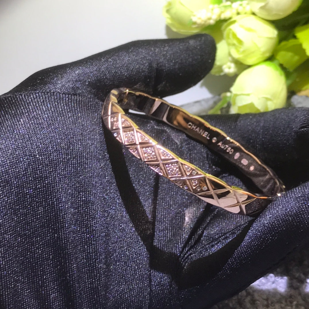 X1Q85C80K  Popular Bracelets
