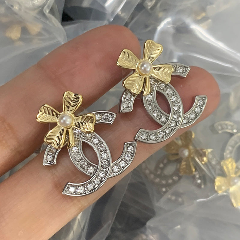 X1Z94C882E Popular  Earrings