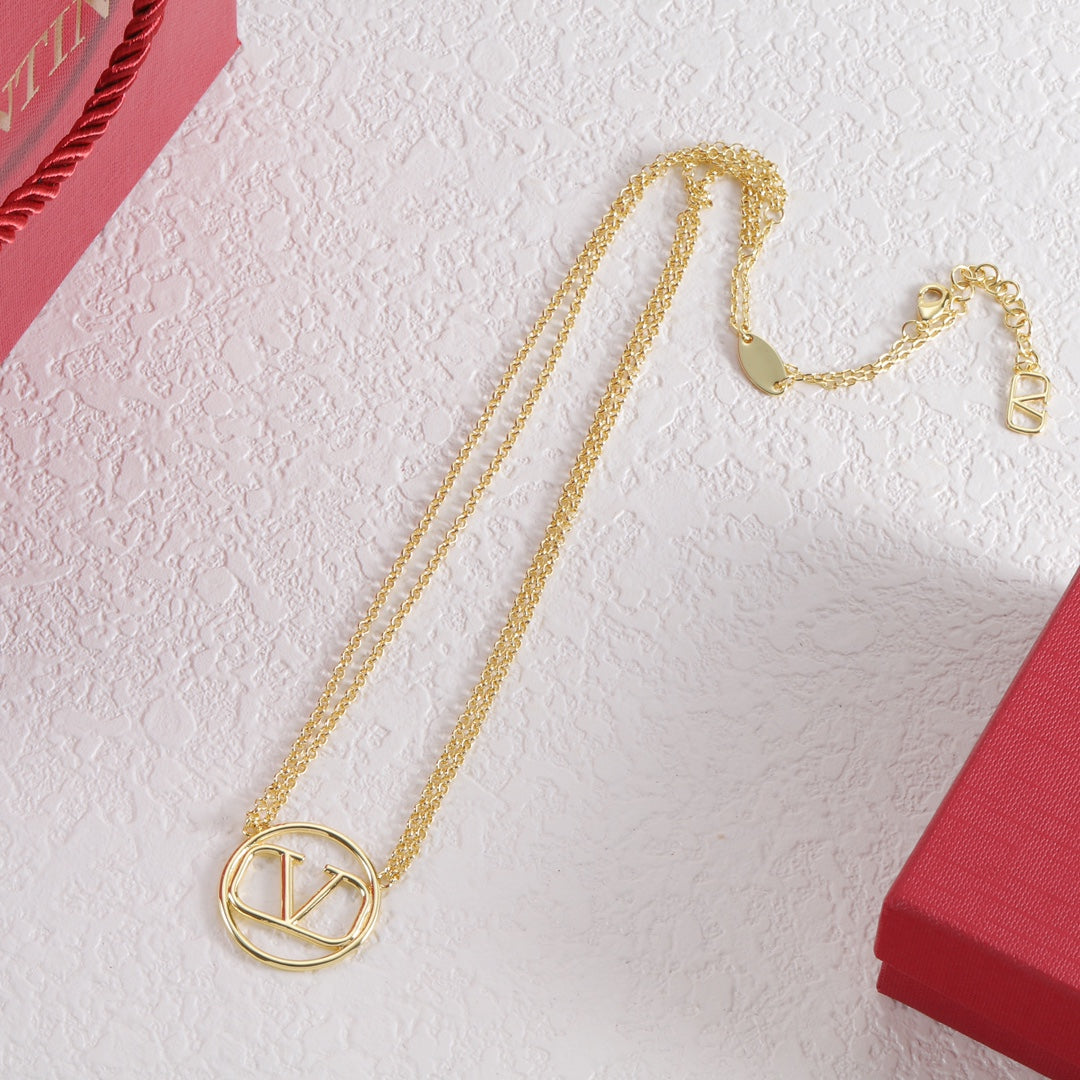X1Q85VL430X Popular Necklaces