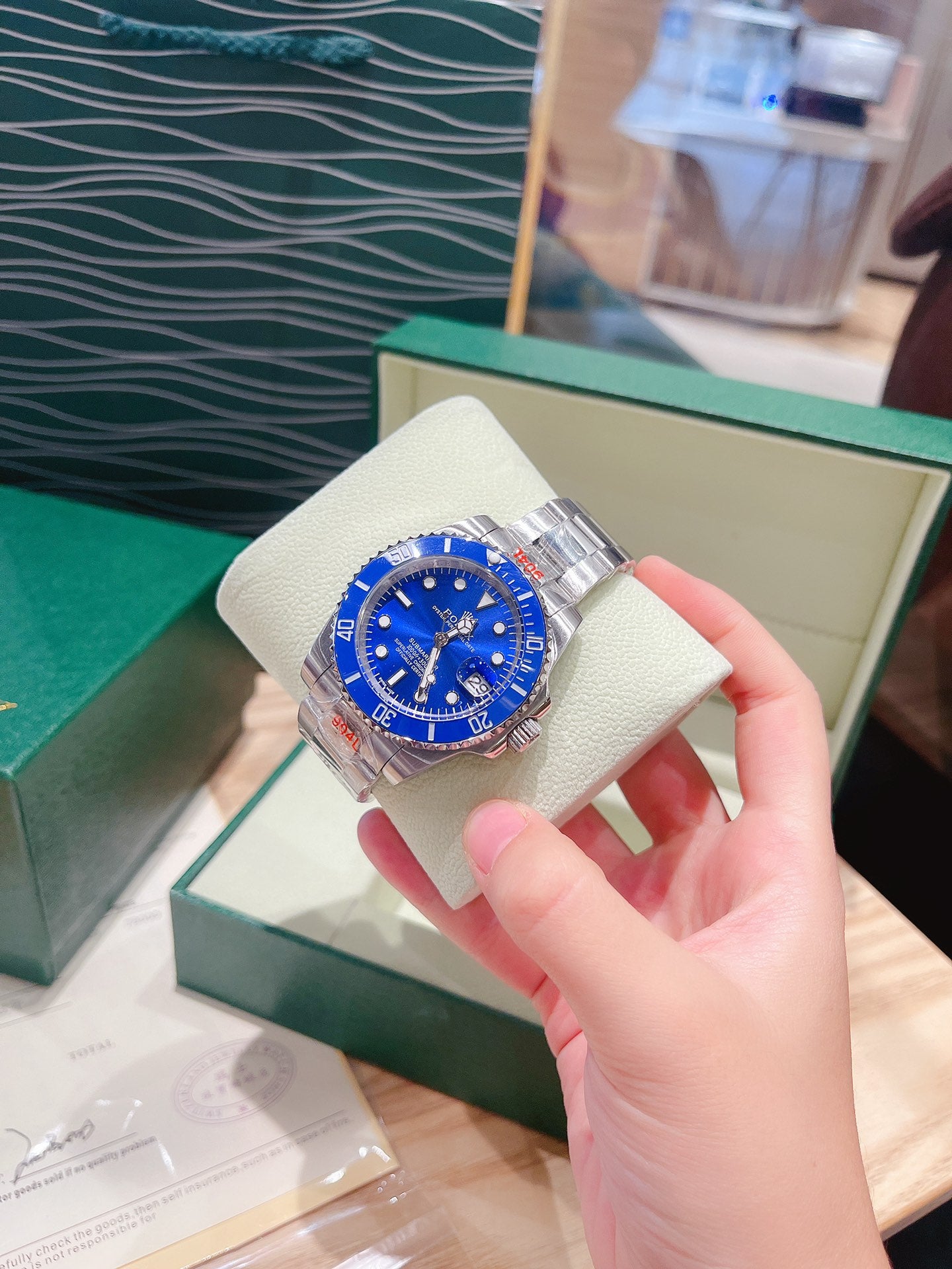 L1R36L56 Popular Watches