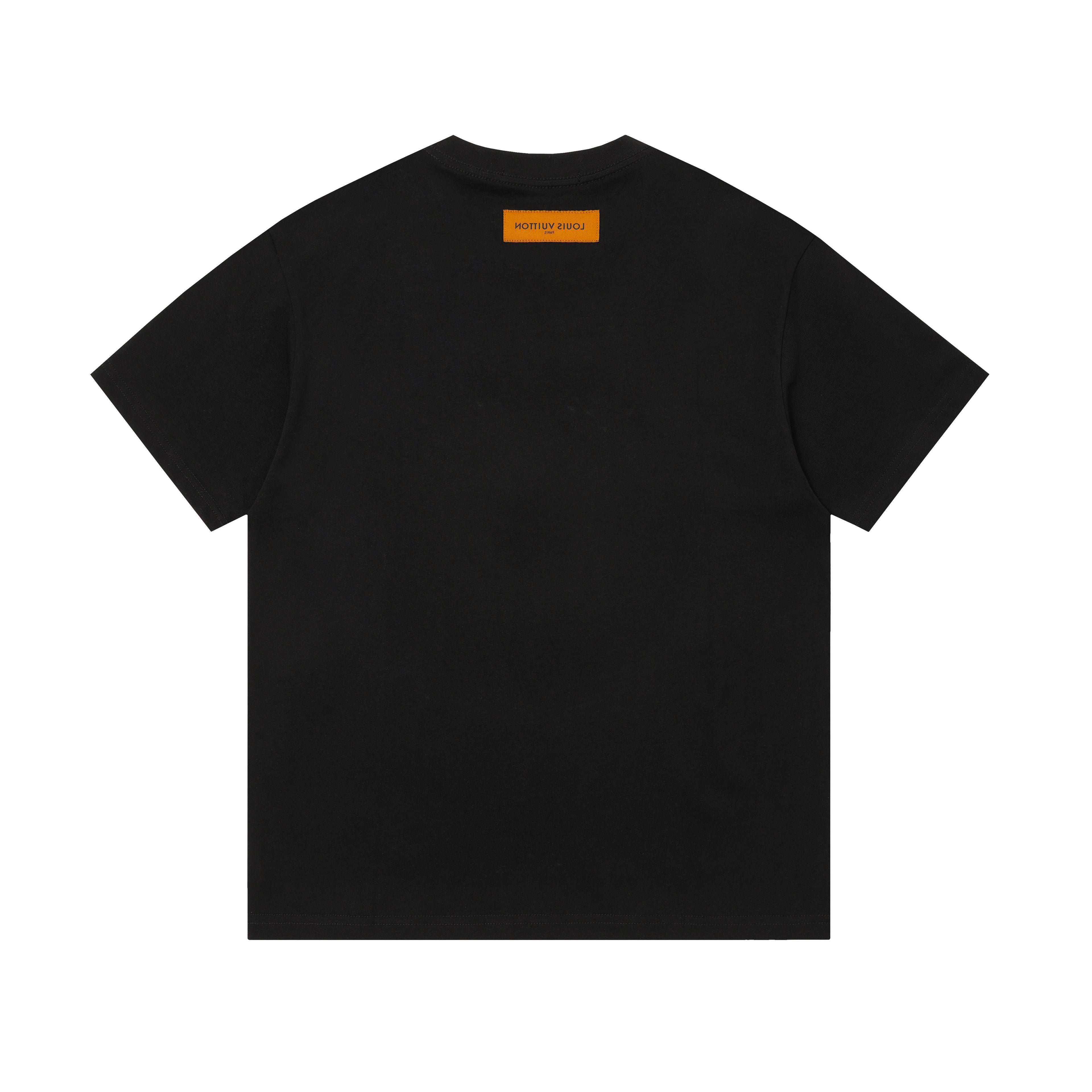 U1R76E15 Popular T-shirts