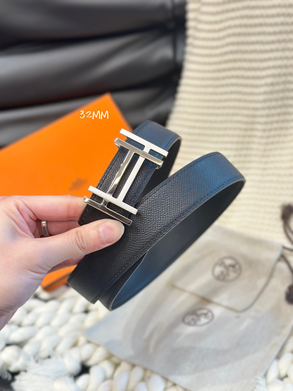 P1W15H191 Popular   High quality belt With full package