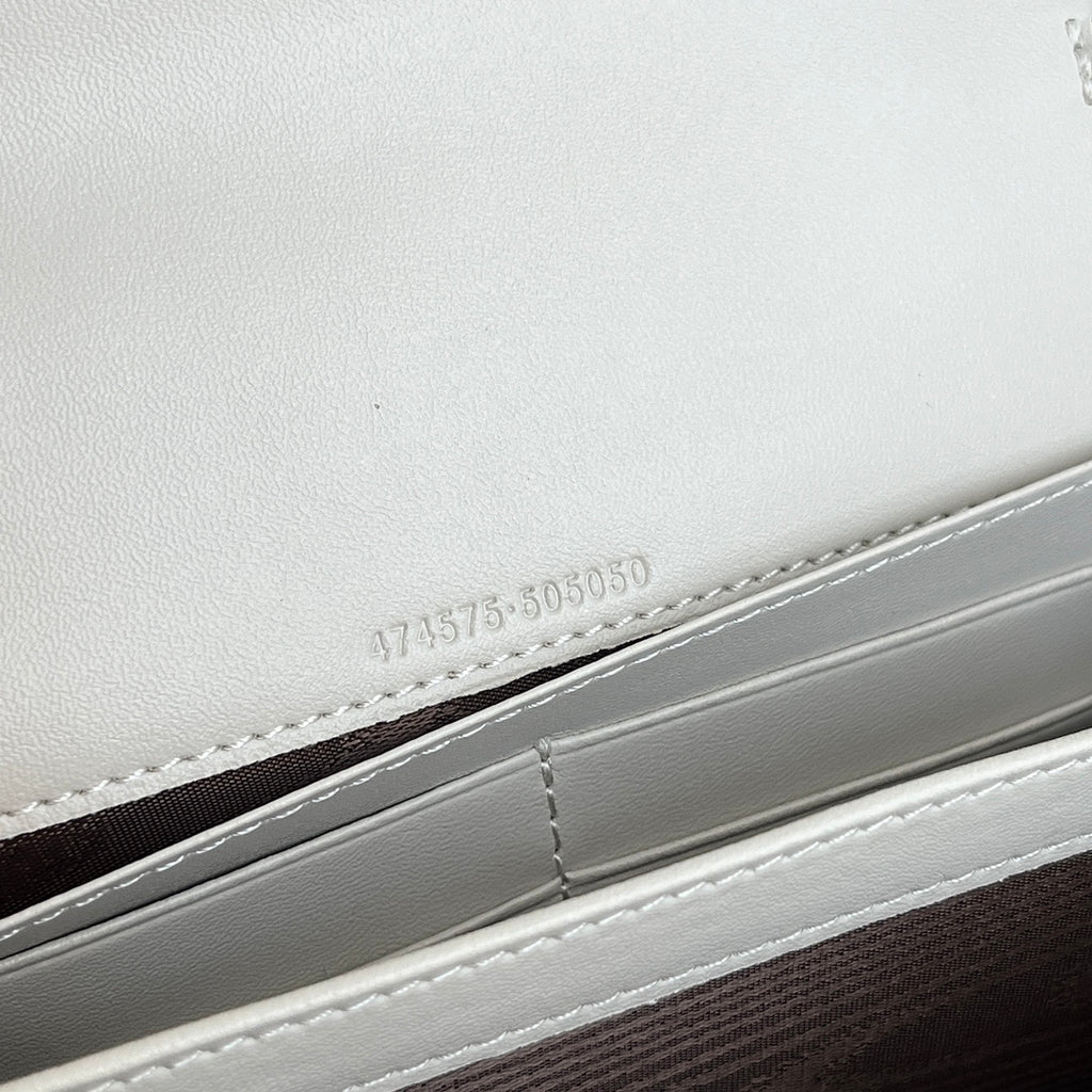 B1N55B51 Popular  leather wallets