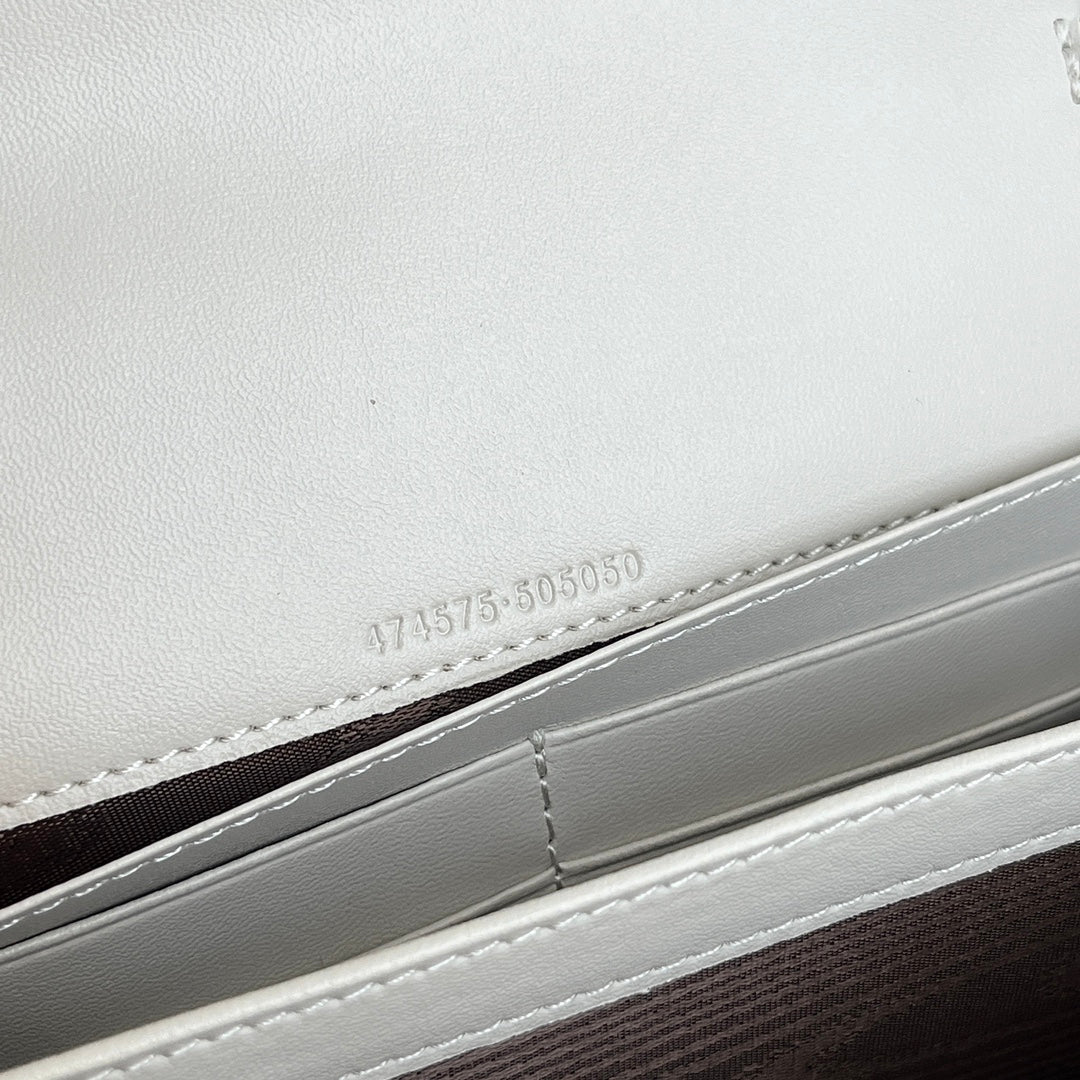 B1N55B51 Popular  leather wallets