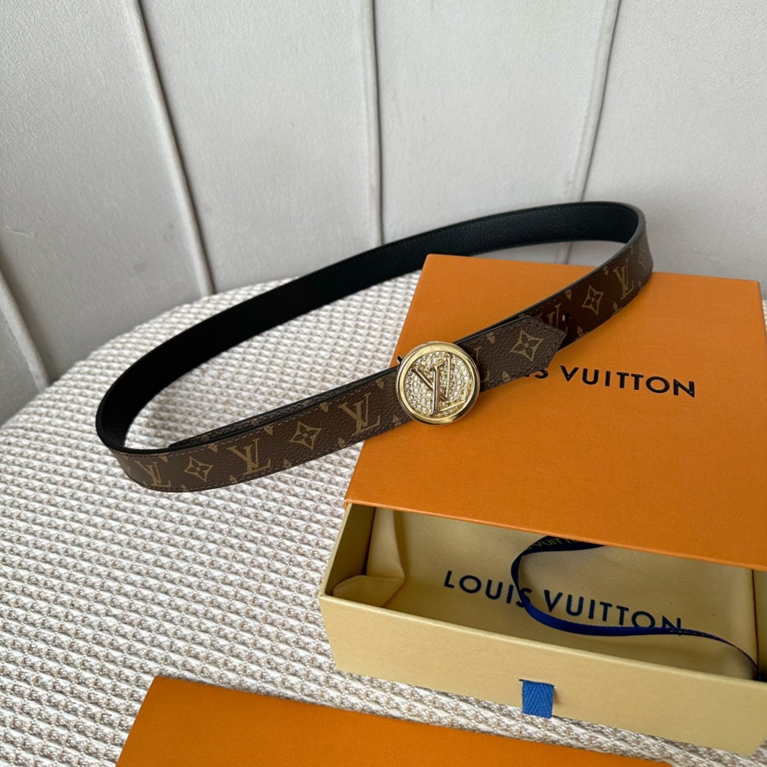 P1Q64E71 Popular  High quality belt With full package